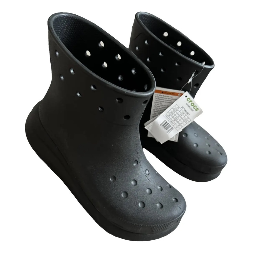 NWT Croc Boots